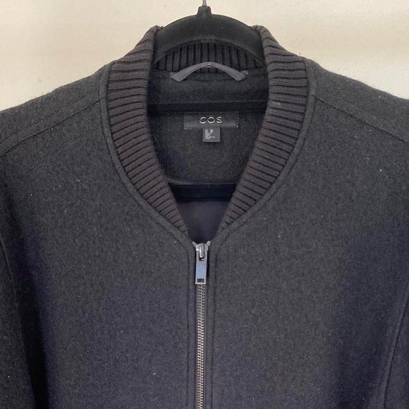 COS men’s black wool bomber jacket - Picture 3 of 3